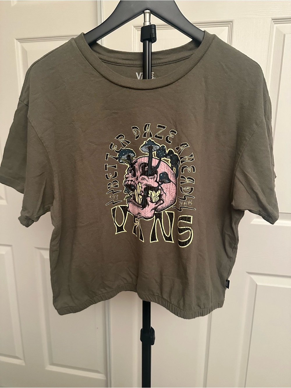 Vans Olive Green Short Sleeve Graphic Crop Tee with Pink Skull Art